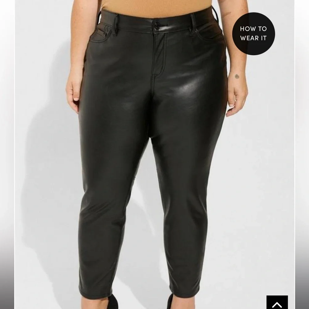 TORRID BLACK FAUX LEATHER HIGH RISE PANTS SIZE 18 - Picture 3 of 7